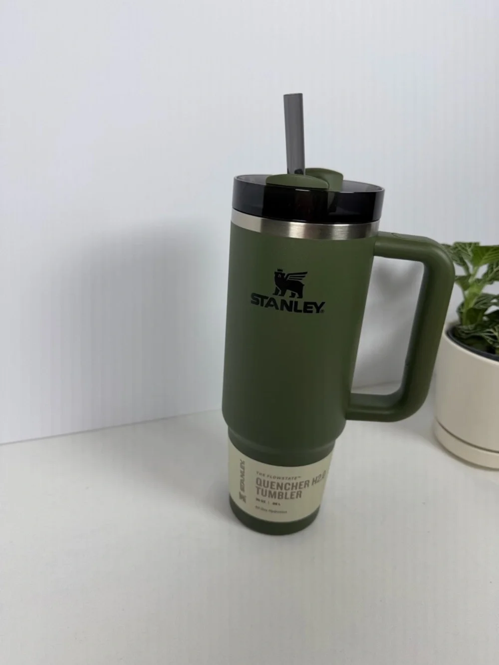 Stanley Olive Green Insulated Travel Mug with Handle - Picture 11 of 12